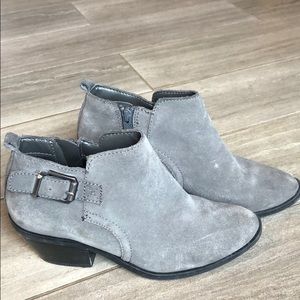 Short gray booties